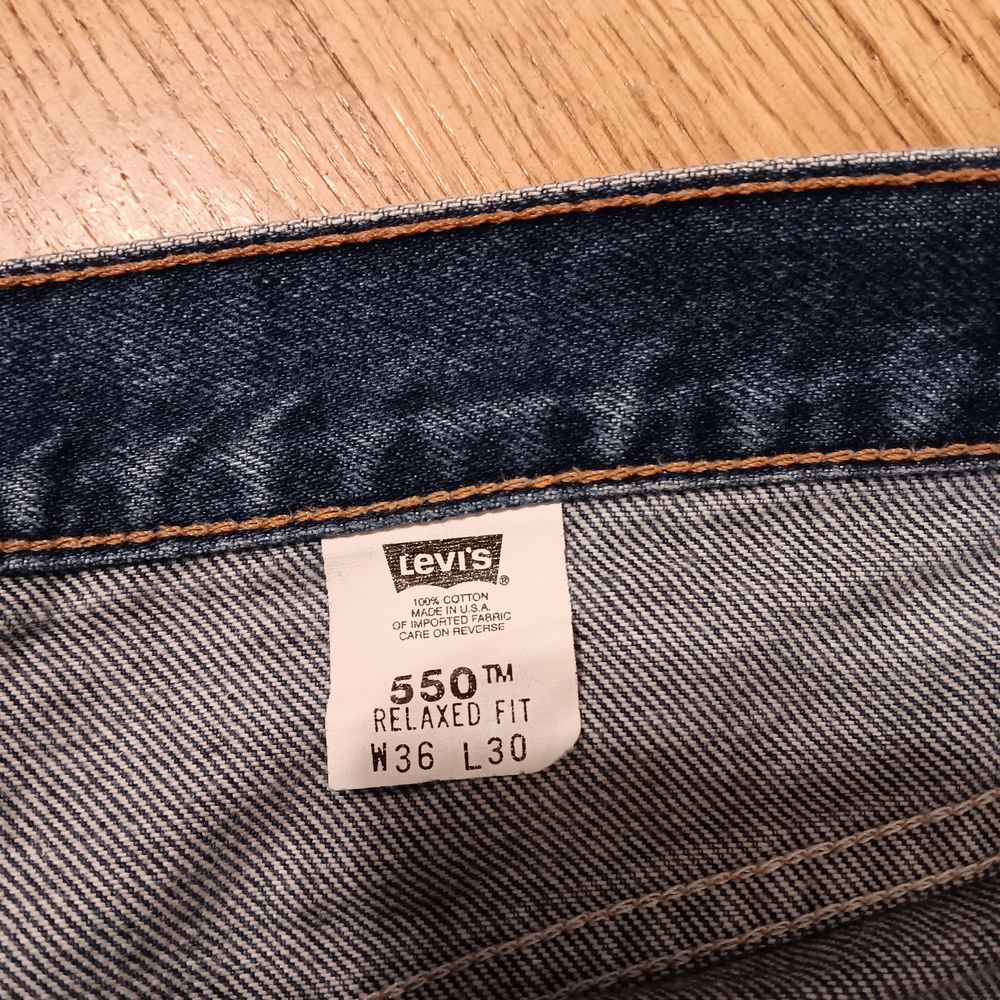MADE IS USA Levis 550 Relaxed Taper Blue Jeans